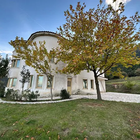 וילה The Waterfall Estate By Maria