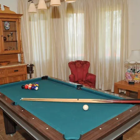 Villa The Waterfall Estate By Maria *