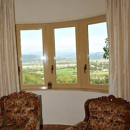 Villa The Waterfall Estate By Maria