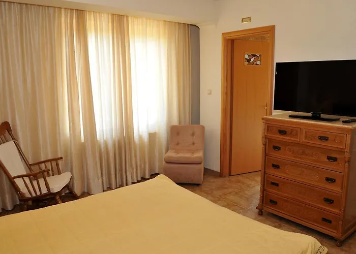 Villa The Waterfall Estate By Maria