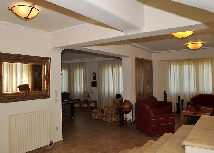 The Waterfall Estate By Maria Villa *