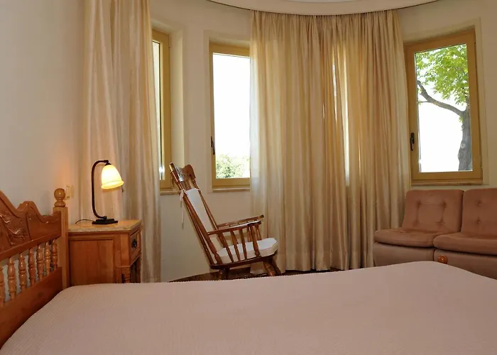 The Waterfall Estate By Maria *